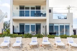 Dream Villa: 3 Bedroom - Image 3
